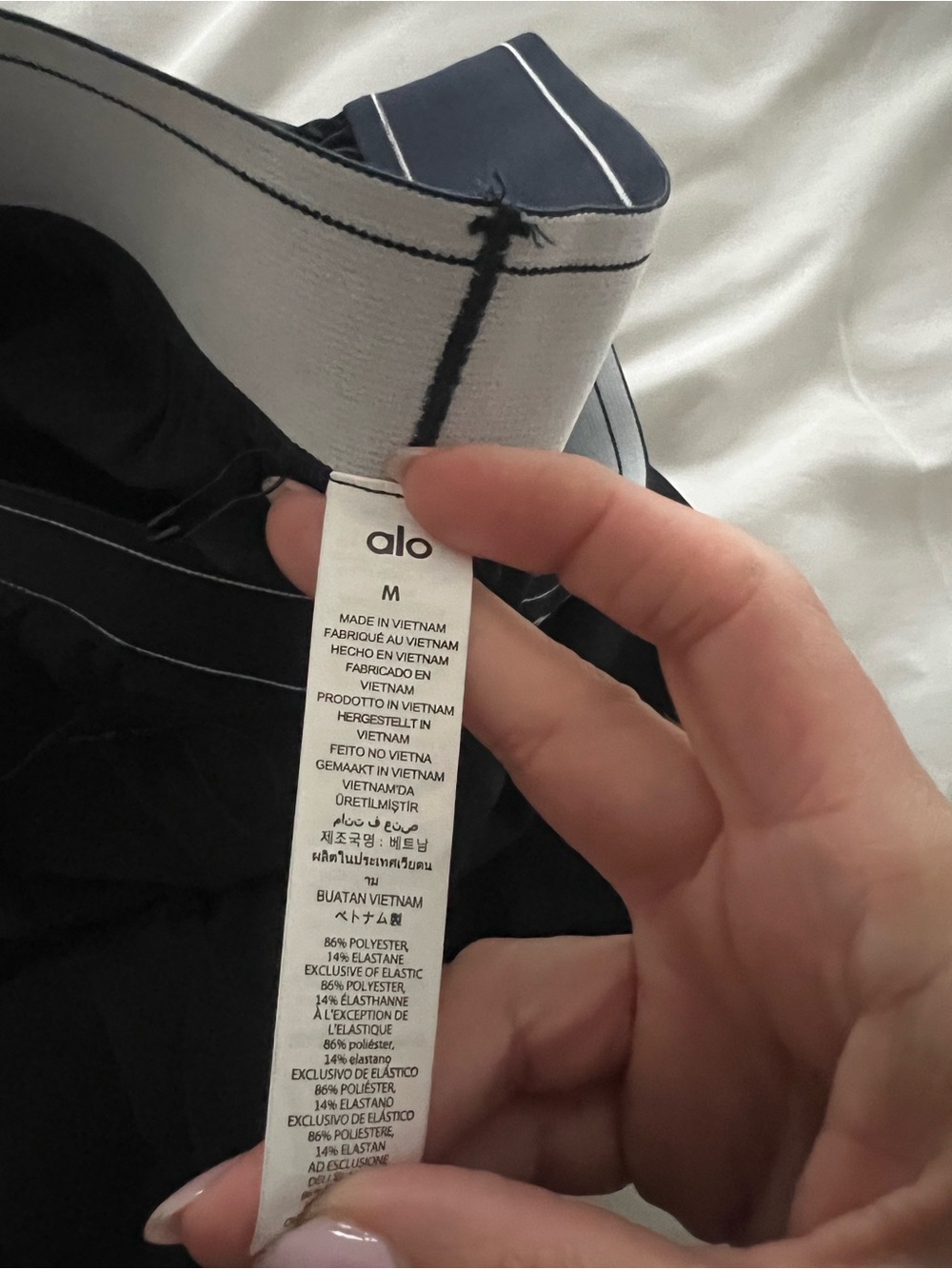 ALO Suit Up Trouser Navy blue Pants. size M. New with tags.  Original $148 - Picture 7 of 9